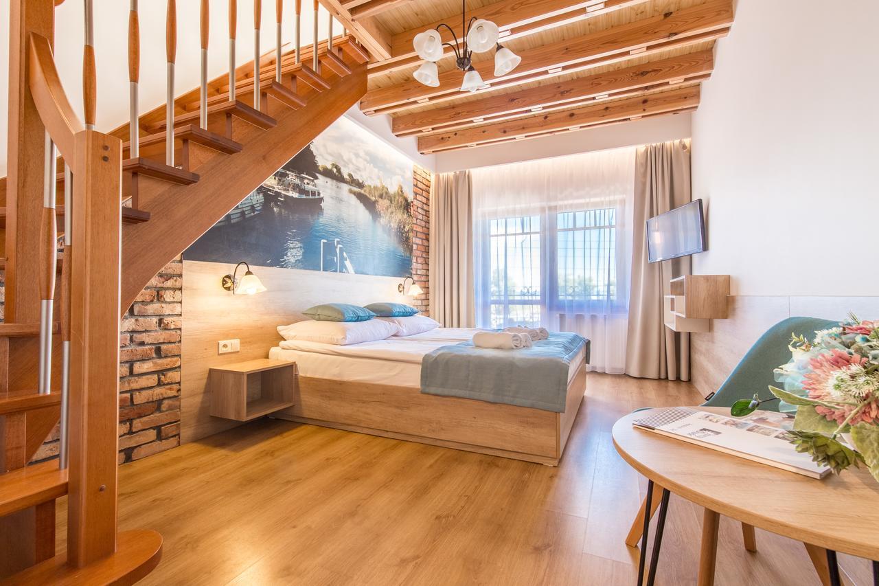 Sloneczny Dwor Bed & Breakfast Krynica Morska Ngoại thất bức ảnh